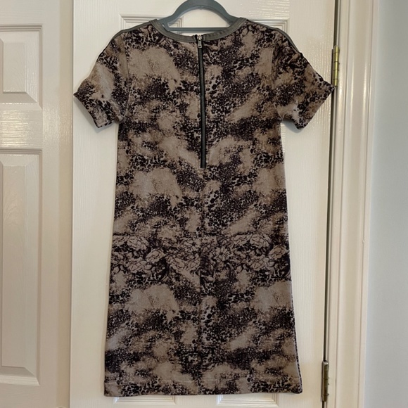 Grey State mini dress - Picture 2 of 3